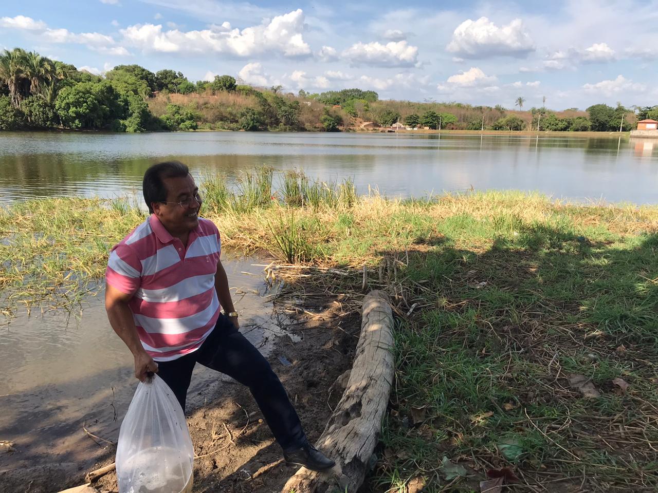 Prefeitura de Água Branca repõe mais de 100 mil alevinos - Imagem 1