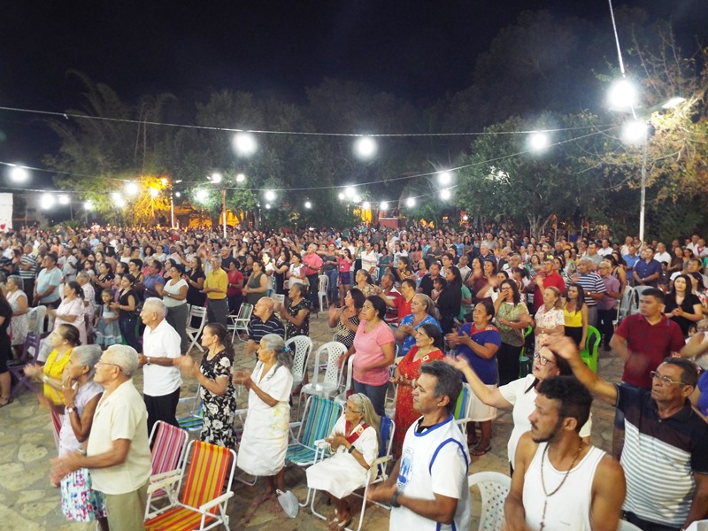 Muitos fieis de outras cidades vieram prestigiar a 2ª novena da Imaculada Conceição  - Imagem 10
