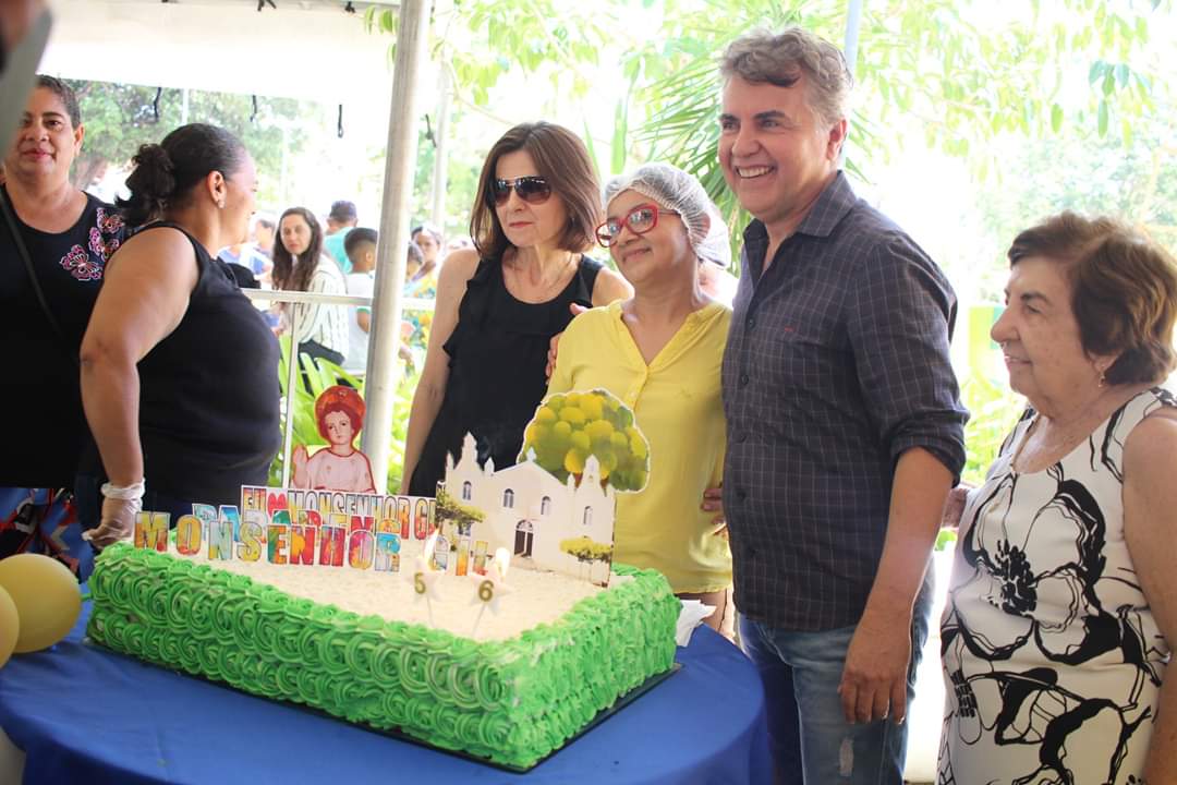 Um festival de criatividade e gostosuras no corte e distribuição dos bolos de aniversário de Monsenhor Gil  - Imagem 24
