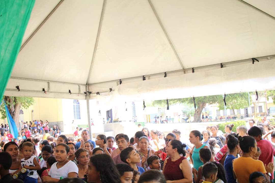 Um festival de criatividade e gostosuras no corte e distribuição dos bolos de aniversário de Monsenhor Gil  - Imagem 18