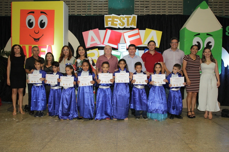 Prefeitura de Água Branca realiza festa de encerramento do programa Alfa e Beto - Imagem 1