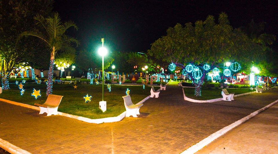 Decoração Natalina da Praça 28 de Dezembro de Joaquim Pires - Imagem 15
