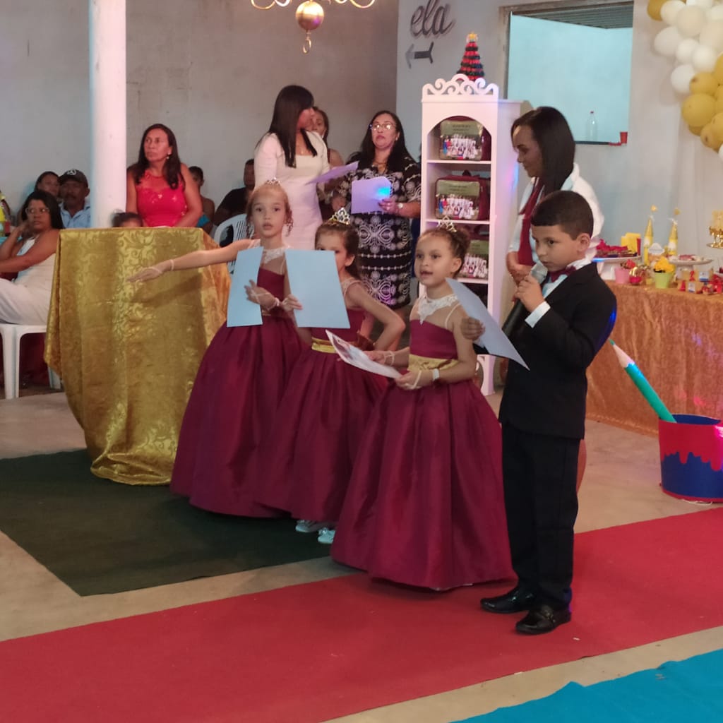 Creche Tia Loura promove formatura de Doutores do ABC em Santo Inácio - Imagem 19