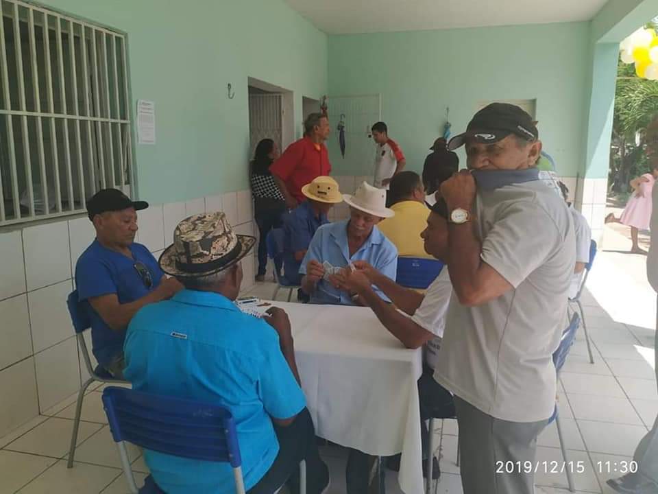 Com um grande baile prefeitura faz encerramento do tradicional Forró dos idosos em Monsenhor Gil  - Imagem 9