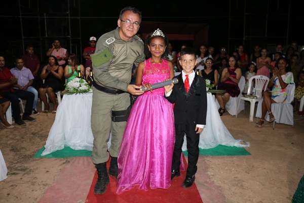 Realizada feste de formatura da Escola José Fernando Rodrigues Torres - Imagem 16