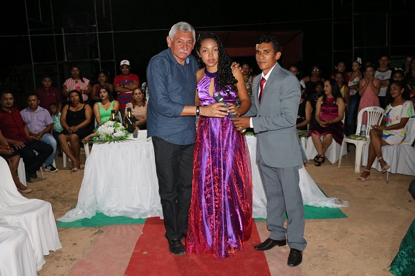 Realizada feste de formatura da Escola José Fernando Rodrigues Torres - Imagem 26