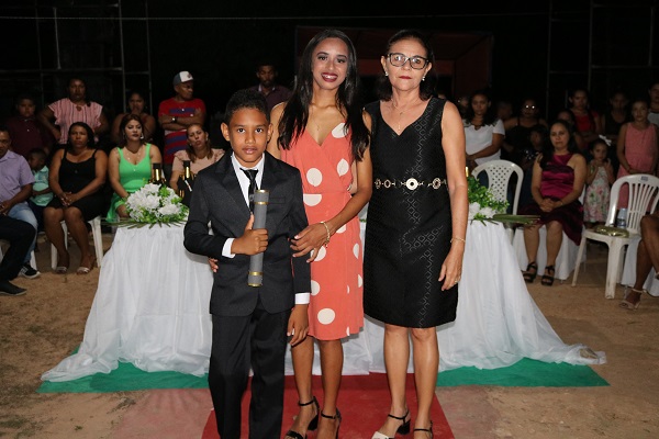 Realizada feste de formatura da Escola José Fernando Rodrigues Torres - Imagem 22
