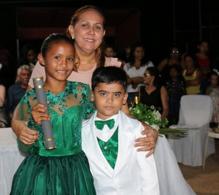 Realizada feste de formatura da Escola José Fernando Rodrigues Torres