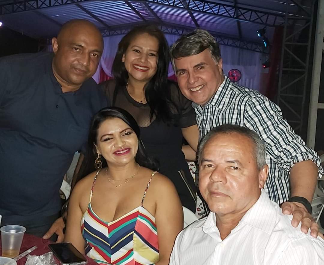 Prefeito João Luiz promove a maior festa de Confraternização de Monsenhor Gil e sorteia valiosos brindes  - Imagem 8