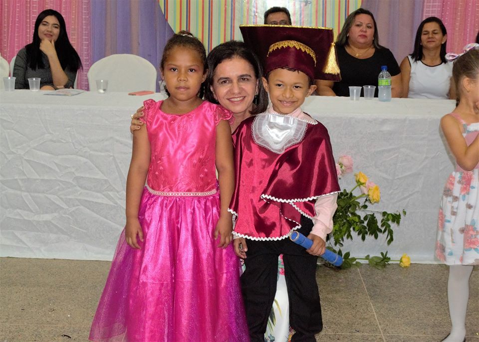 Doutores do ABC: U.E Vó Binoca realiza solenidade de formatura - Imagem 4