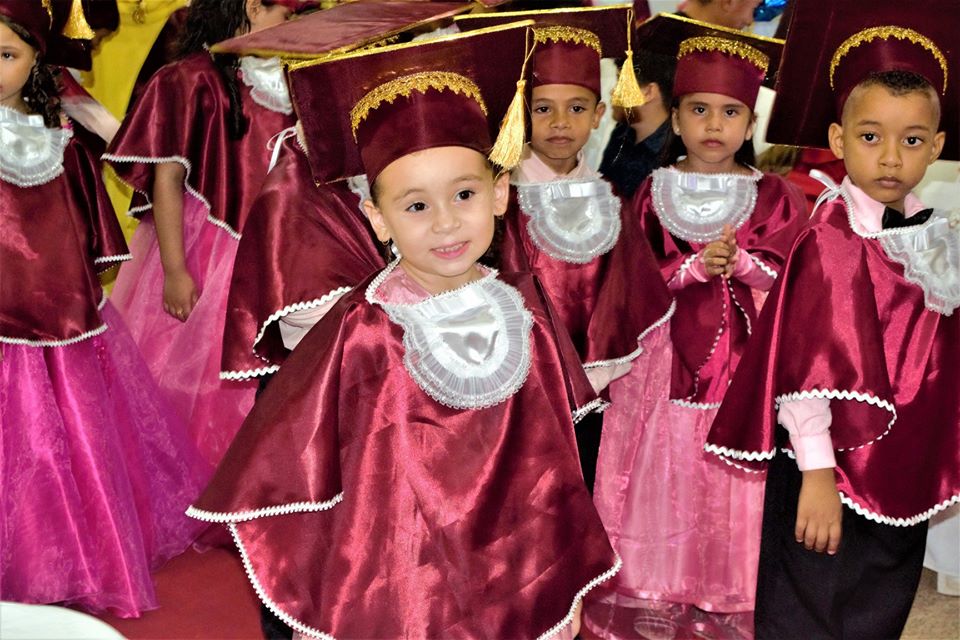 Doutores do ABC: U.E Vó Binoca realiza solenidade de formatura - Imagem 23