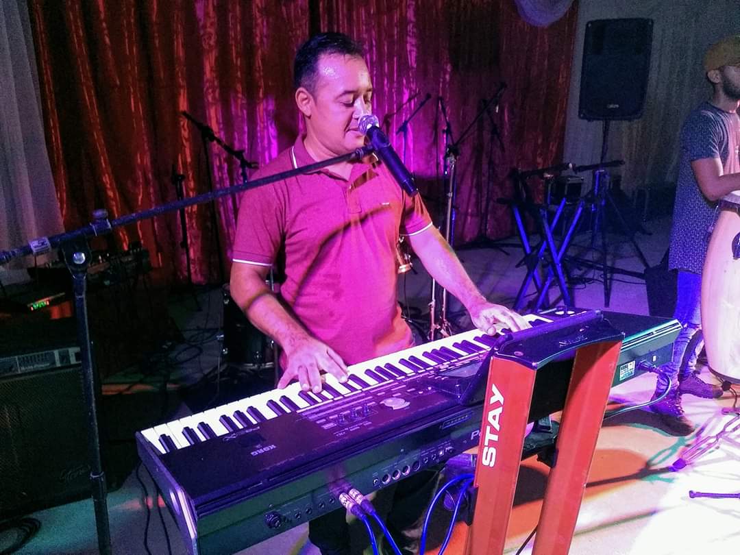 Prefeito João Luiz promove a maior festa de Confraternização de Monsenhor Gil e sorteia valiosos brindes  - Imagem 18