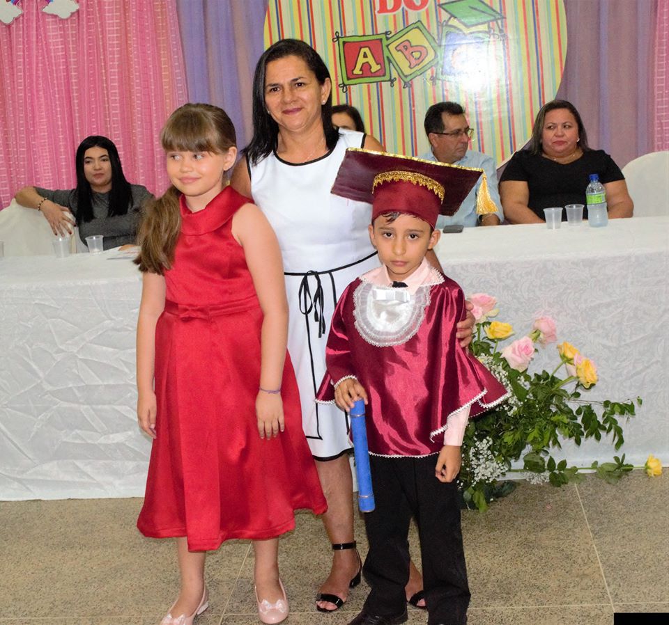 Doutores do ABC: U.E Vó Binoca realiza solenidade de formatura - Imagem 11