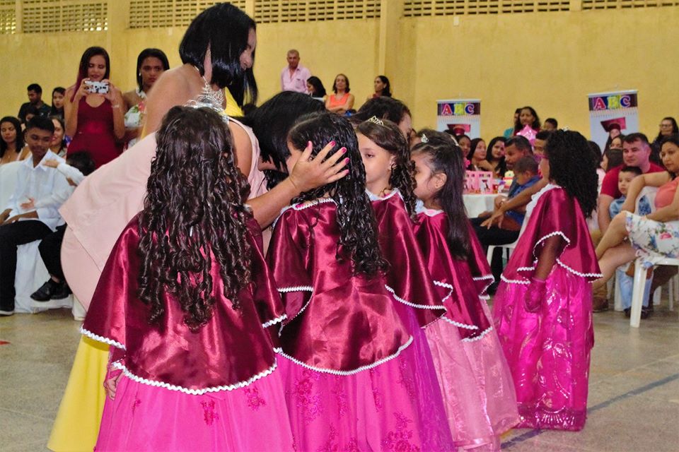 Doutores do ABC: U.E Vó Binoca realiza solenidade de formatura - Imagem 30