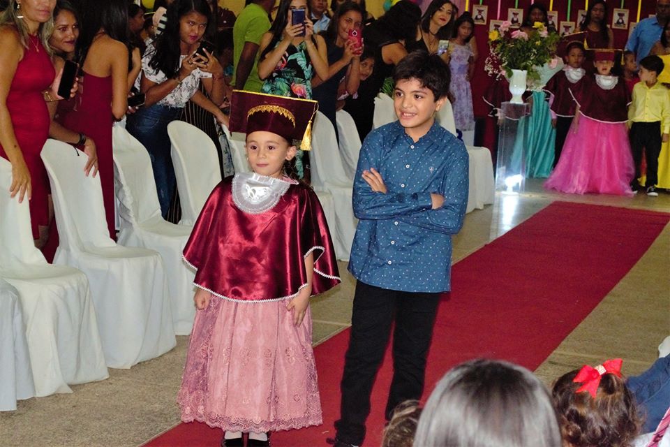 Doutores do ABC: U.E Vó Binoca realiza solenidade de formatura - Imagem 27