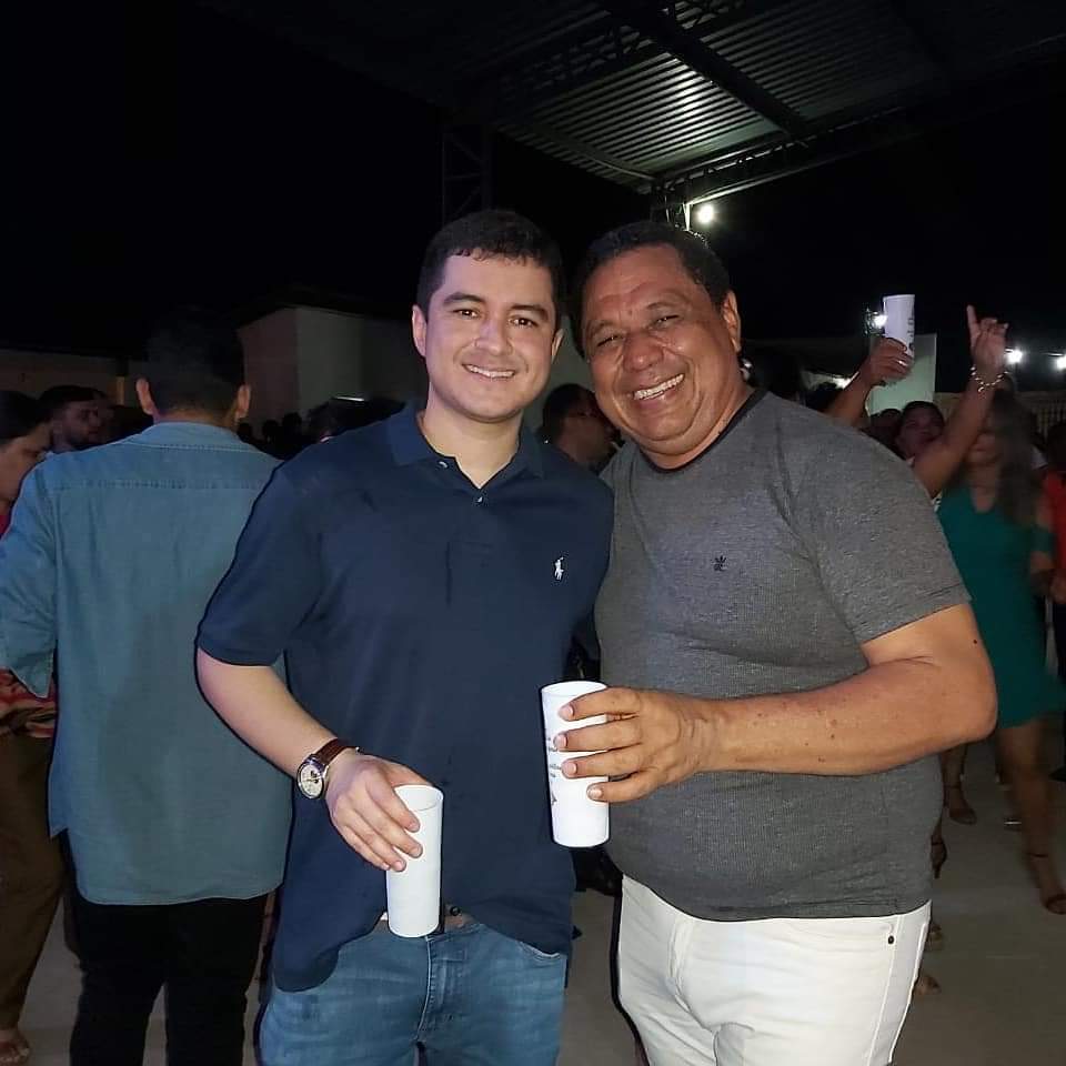 Prefeito João Luiz promove a maior festa de Confraternização de Monsenhor Gil e sorteia valiosos brindes  - Imagem 24