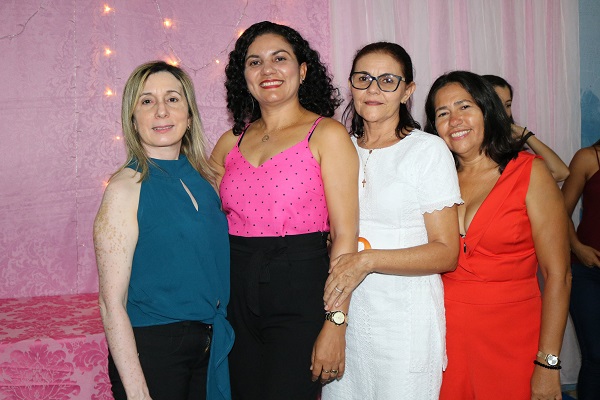 Secretaria de Educação realizou momento de confraternização  - Imagem 29