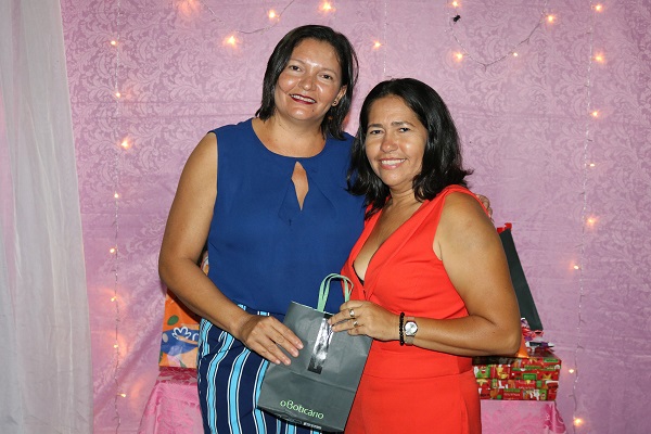 Secretaria de Educação realizou momento de confraternização  - Imagem 12