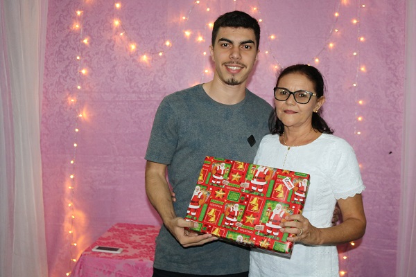 Secretaria de Educação realizou momento de confraternização  - Imagem 26