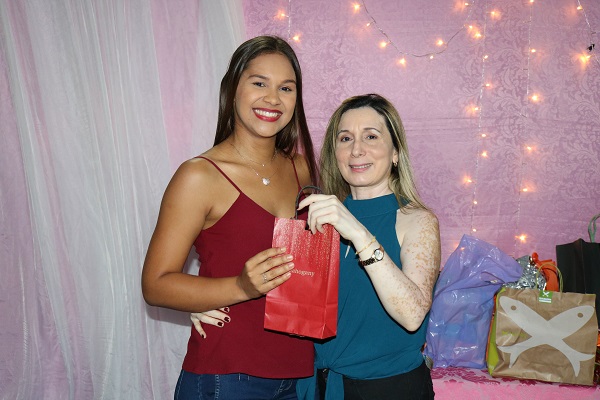 Secretaria de Educação realizou momento de confraternização  - Imagem 9