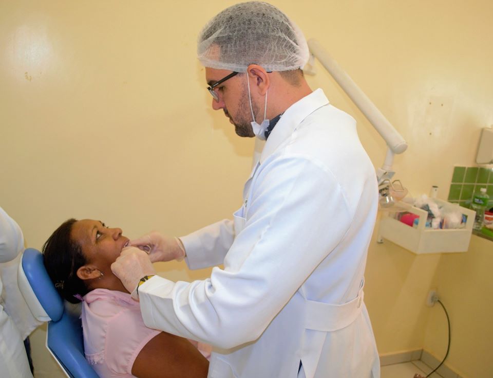 Prefeitura de Joaquim Pires entrega a primeira etapa de próteses dentarias - Imagem 6
