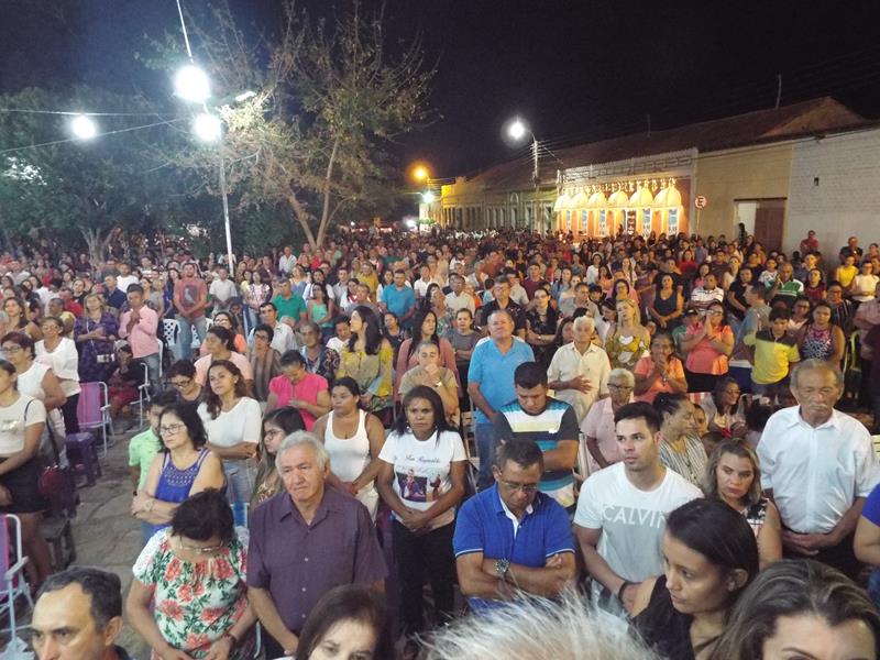 Aumenta o número de fiéis na sexta novena da Imaculada Conceição  - Imagem 11