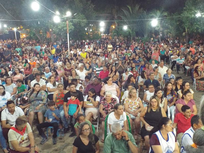 Aumenta o número de fiéis na sexta novena da Imaculada Conceição  - Imagem 28