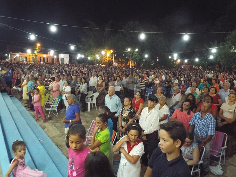 Aumenta o número de fiéis na sexta novena da Imaculada Conceição  - Imagem 8