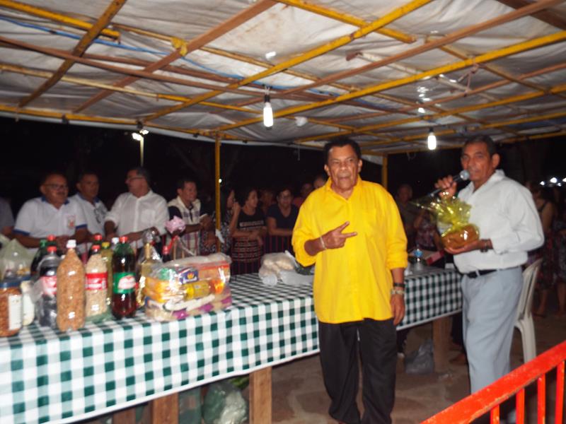 Raimundo Diana, uma história de superação diante das dificuldades que passou na sua infância com sua mãe e irmãos   - Imagem 14