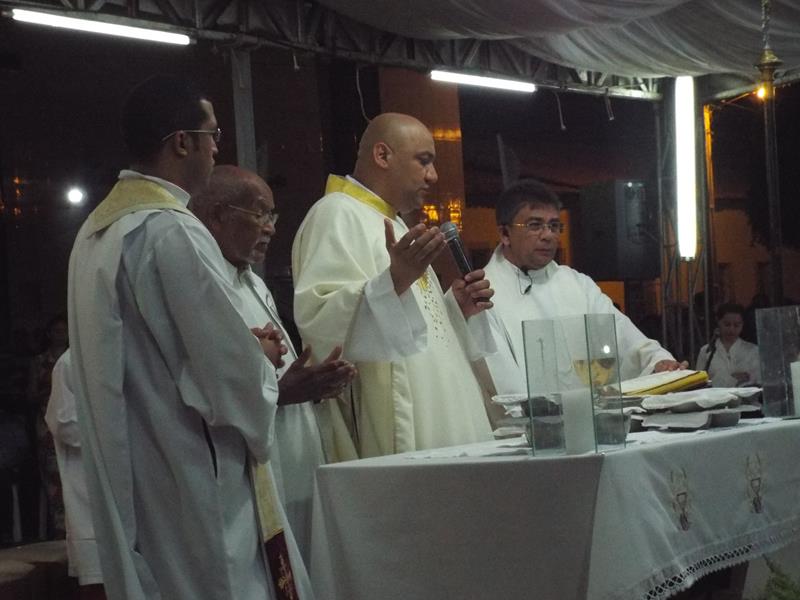 Aumenta o número de fiéis na sexta novena da Imaculada Conceição  - Imagem 33