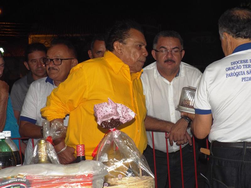 Raimundo Diana, uma história de superação diante das dificuldades que passou na sua infância com sua mãe e irmãos   - Imagem 11