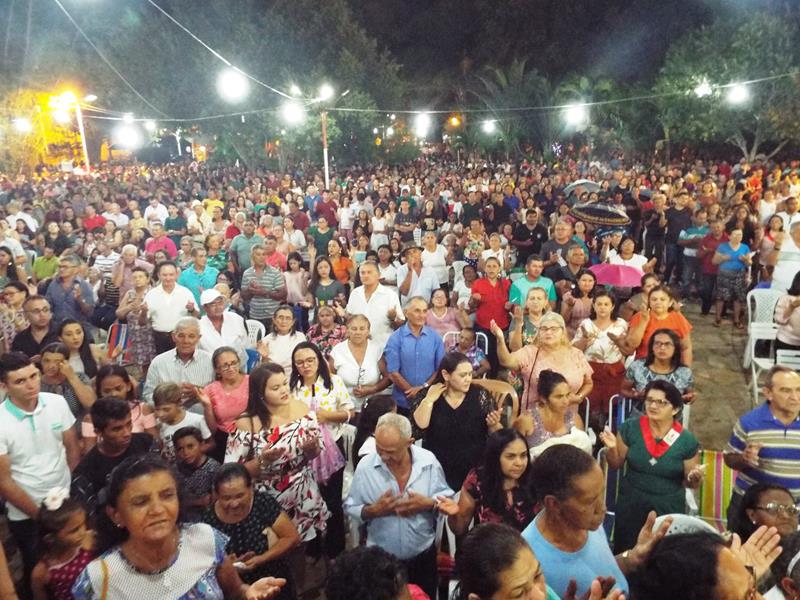 Última novena da Imaculada Conceição é marcada por multidão de fiéis  - Imagem 9