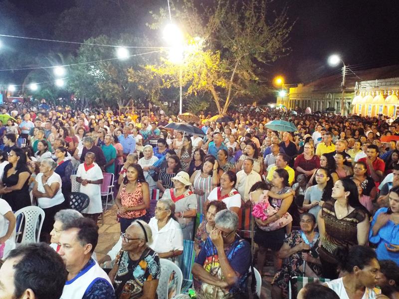 Última novena da Imaculada Conceição é marcada por multidão de fiéis  - Imagem 22