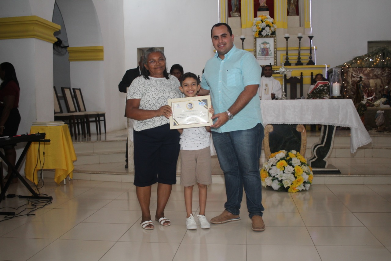 Prefeito João Luiz faz justiça e homenageia várias pessoas durante aniversário de Monsenhor Gil - Imagem 32