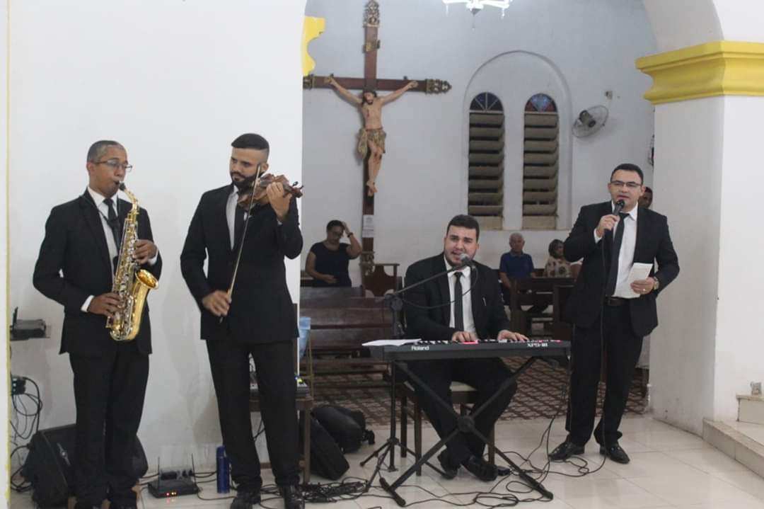 Prefeito João Luiz faz justiça e homenageia várias pessoas durante aniversário de Monsenhor Gil - Imagem 47