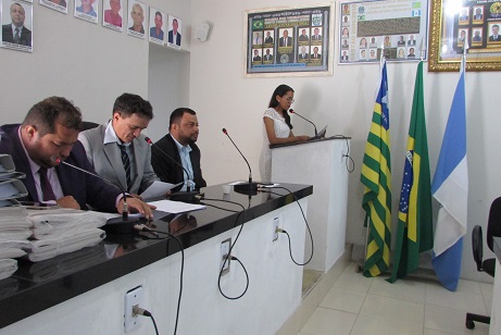 Câmara aprova piso salarial do magistério e professor 40h receberá R$ 2.557,74