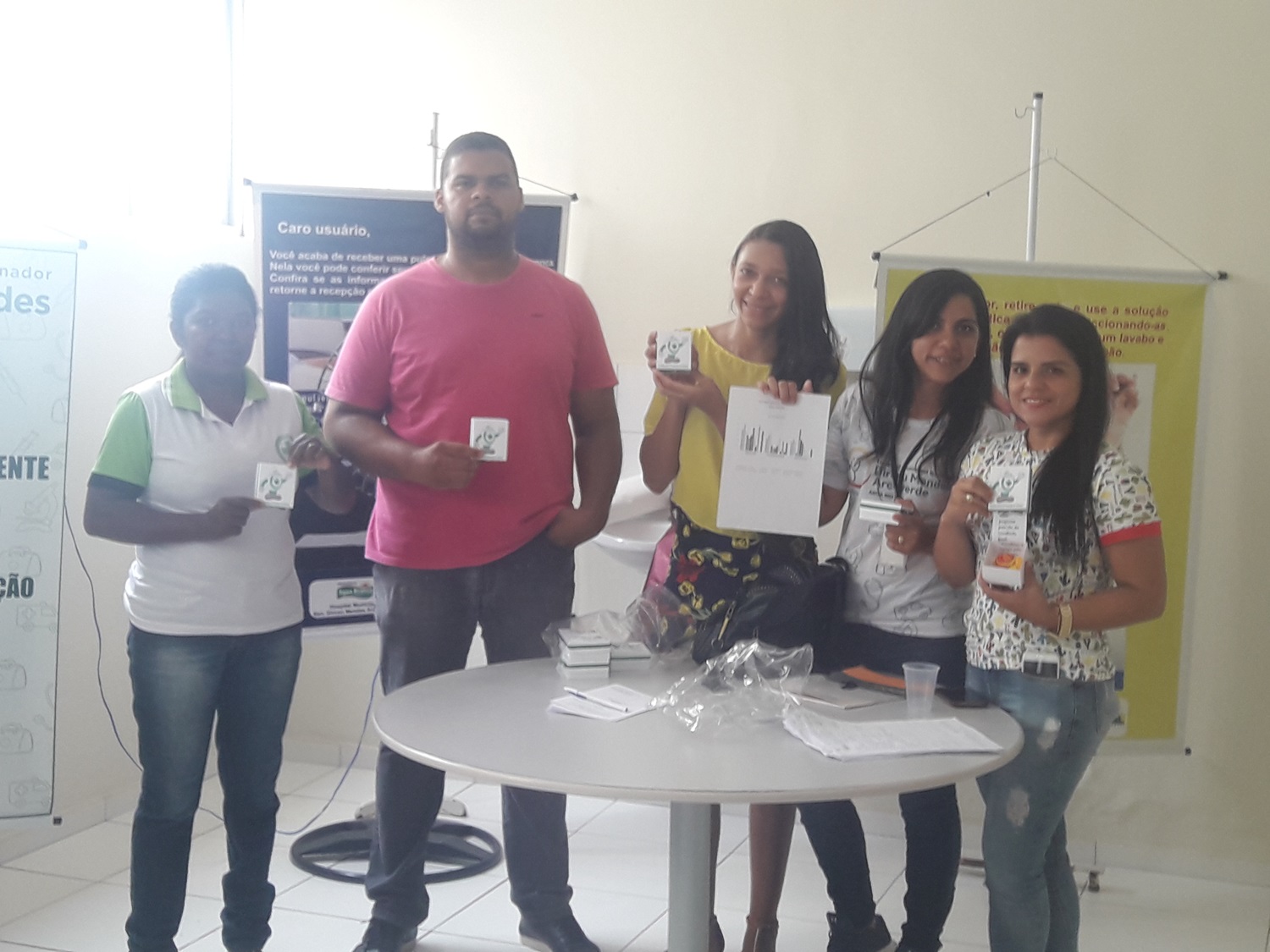 CIPA do Hospital Municipal Senador Dirceu Mendes Arcoverde encerra mandato com confraternização