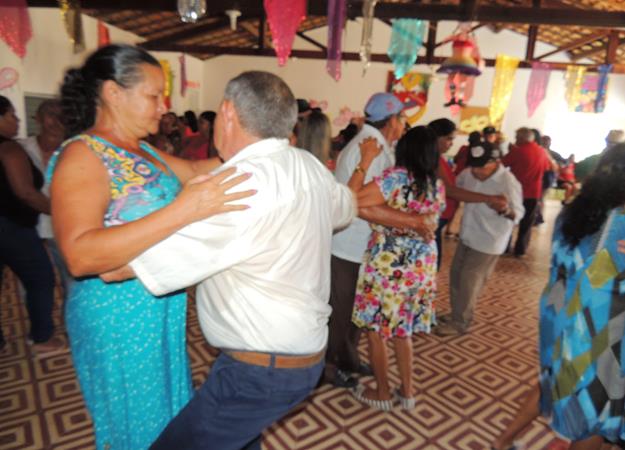 Prefeitura de Pedro II promove carnaval do idoso pelo Serviço de Convivência e Fortalecimento de Vínculos  - Imagem 9