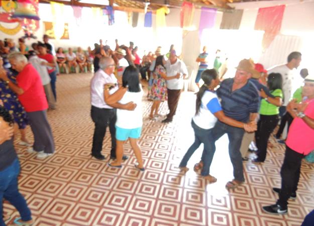 Prefeitura de Pedro II promove carnaval do idoso pelo Serviço de Convivência e Fortalecimento de Vínculos  - Imagem 4