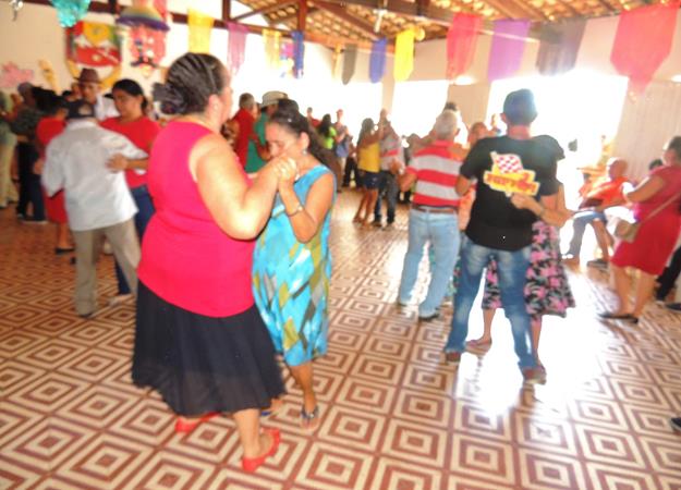 Prefeitura de Pedro II promove carnaval do idoso pelo Serviço de Convivência e Fortalecimento de Vínculos  - Imagem 10
