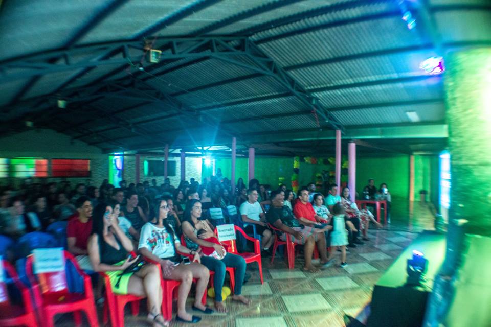 Grande Show de Humor com o Grupo 4 em 1 em Água Branca