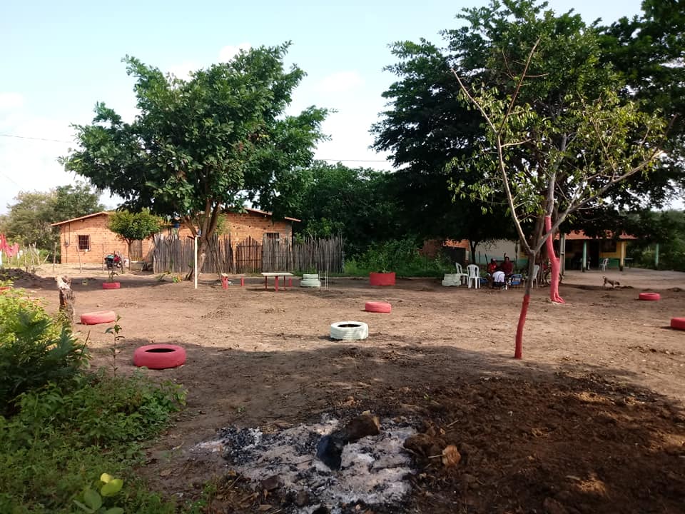 Moradoras de Parnarama criam primeira praça com conceito sustentável no município - Imagem 2