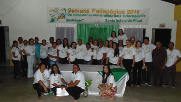 Professores da rede municipal participam da semana pedagógica 