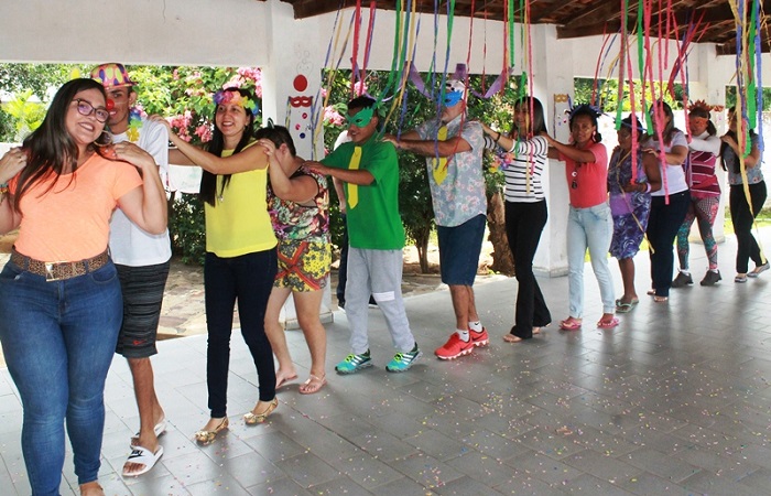 CAPS de Pedro II realiza baile de carnaval