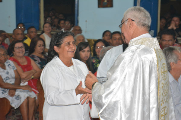 Monsenhor Silvestre é o novo pároco de N. S. dos Remédios - Imagem 10