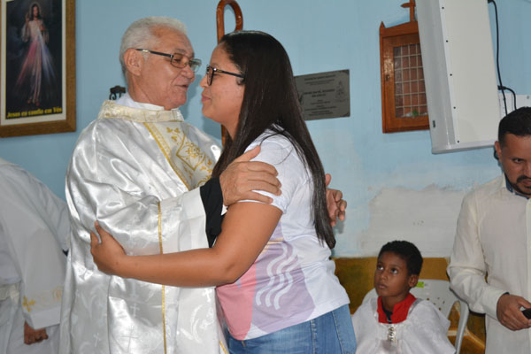 Monsenhor Silvestre é o novo pároco de N. S. dos Remédios - Imagem 12