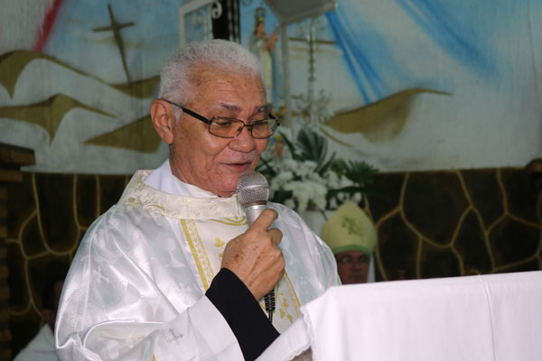 Monsenhor Silvestre é o novo pároco de N. S. dos Remédios - Imagem 1