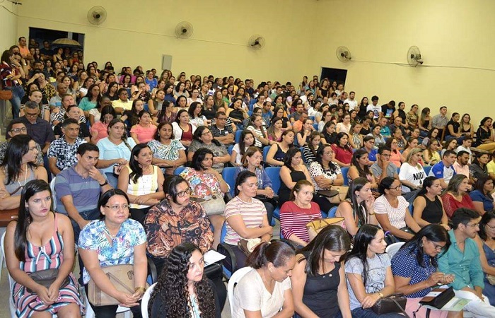 Prefeitura de Pedro II paga abono especial aos professores da rede municipal
