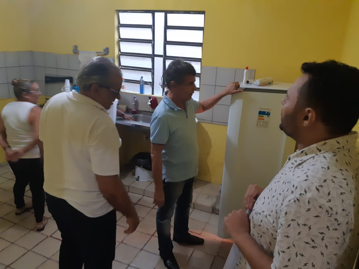 Prefeito João Luiz comemora o recebimento de 100 mil reais de emenda do deputado Fábio Abreu - Imagem 12