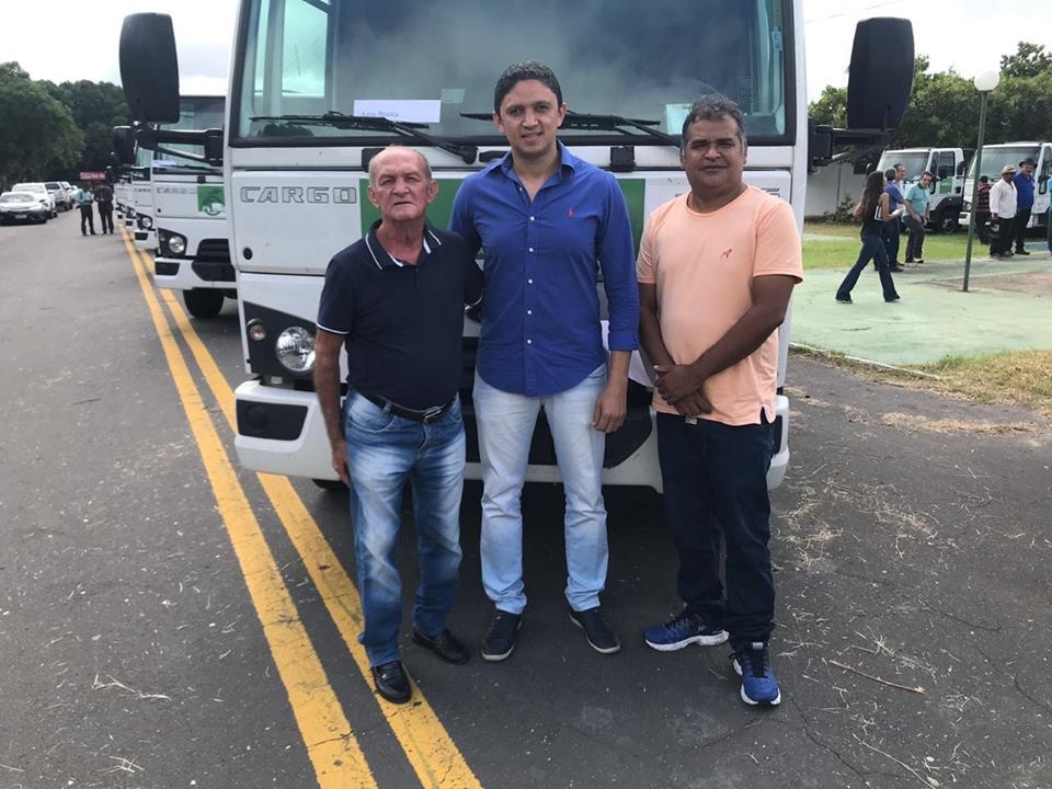 Caminhão dará suporte à produção agrícola familiar de Água Branca - Imagem 3